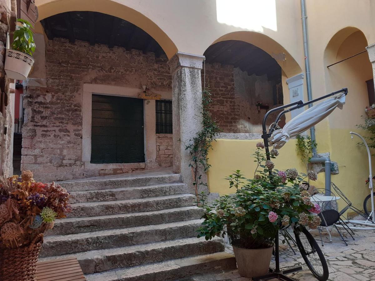 Apartment Eufemia روفينج المظهر الخارجي الصورة